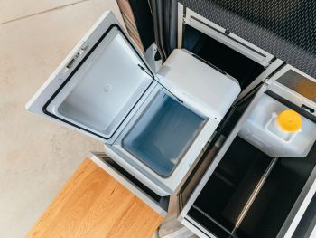 Ford Tourneo Custom 2024_lednice_350